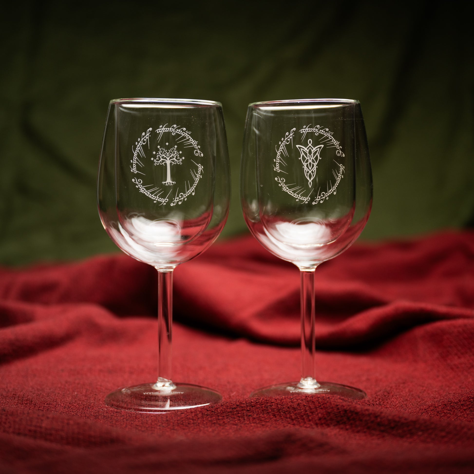 The Lord of the Rings™ Wine Glass Set