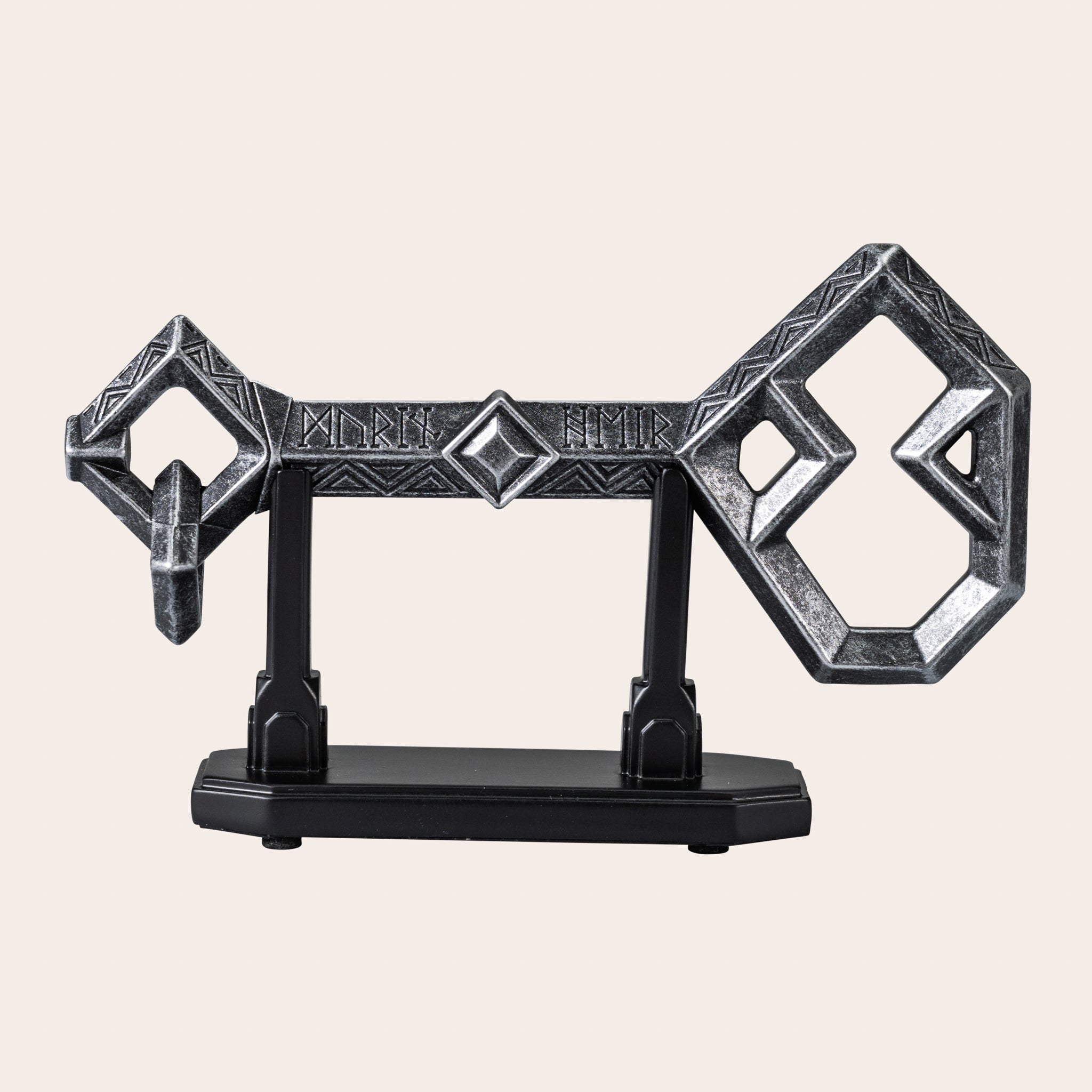The Key to Erebor™ – Hobbiton™ Movie Set