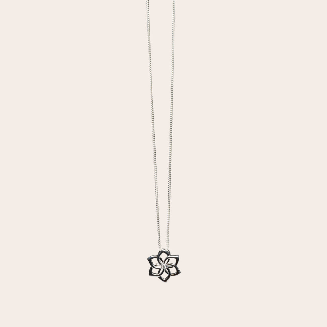 Galadriel™ Flower Pendant and Chain